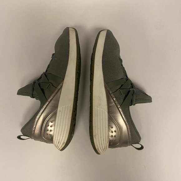 Under Armour Breathe Trainer Green Sneaker Size 7 ART NO.3020282-300 Rare Sample - Picture 8 of 14
